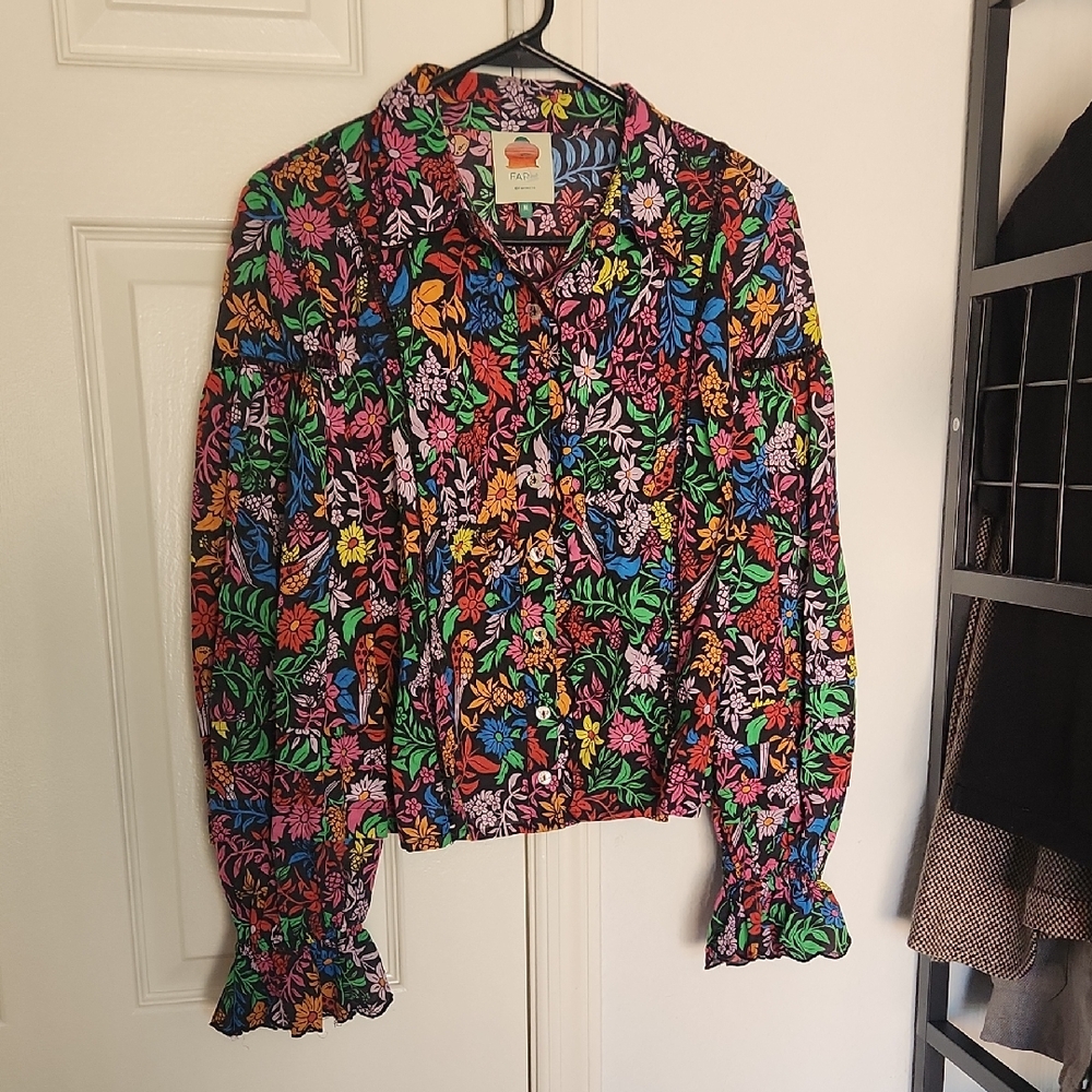 Farm Rio Tropical Garden Floral Long Sleeved Ruffle Button Down Top Size Medium